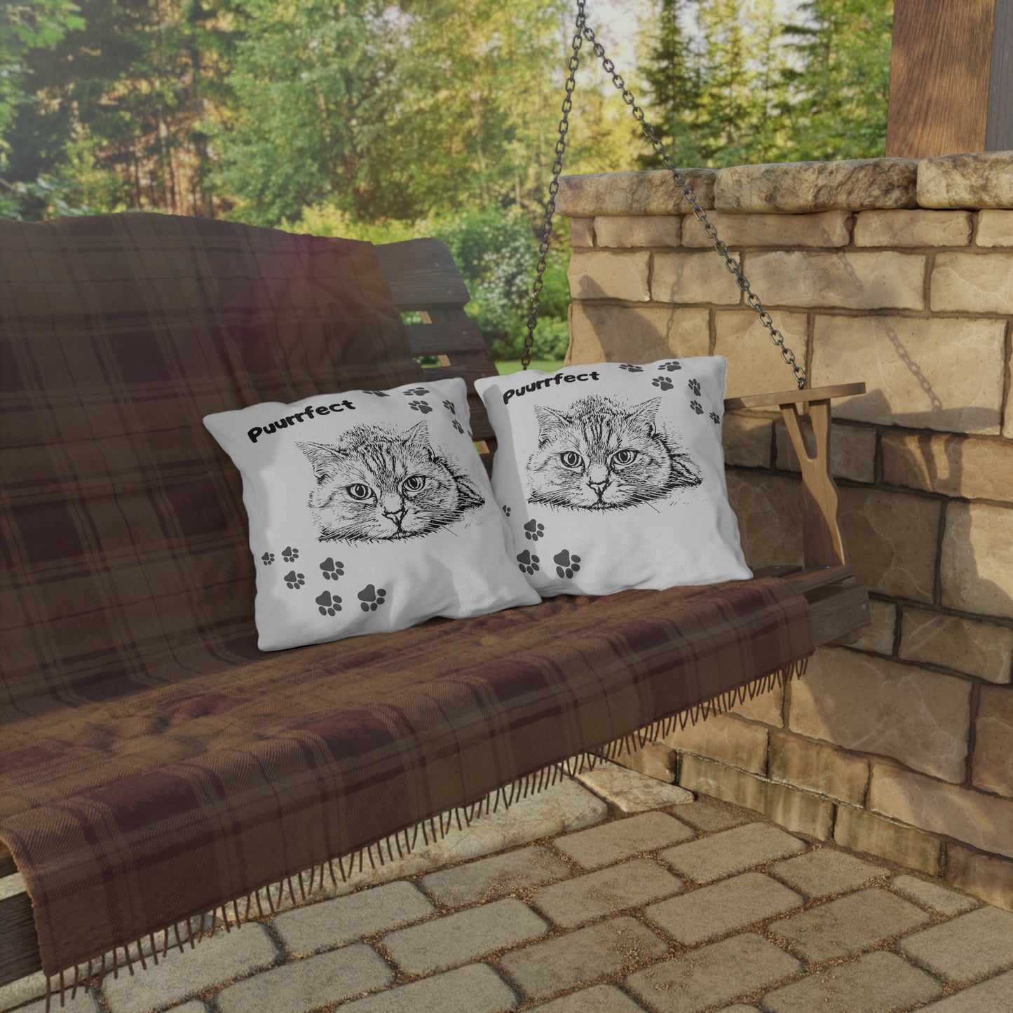 Pet-Lover Patio Pillow, "Puurfect" Motif, UV- & Mildew-Resistant